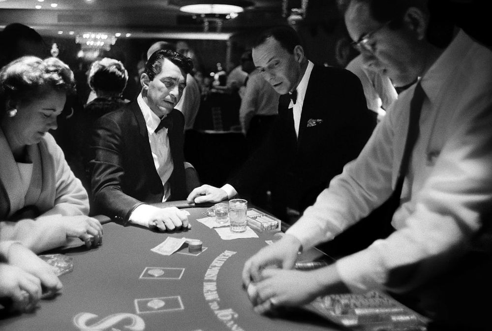 hhpoker是德扑圈吗